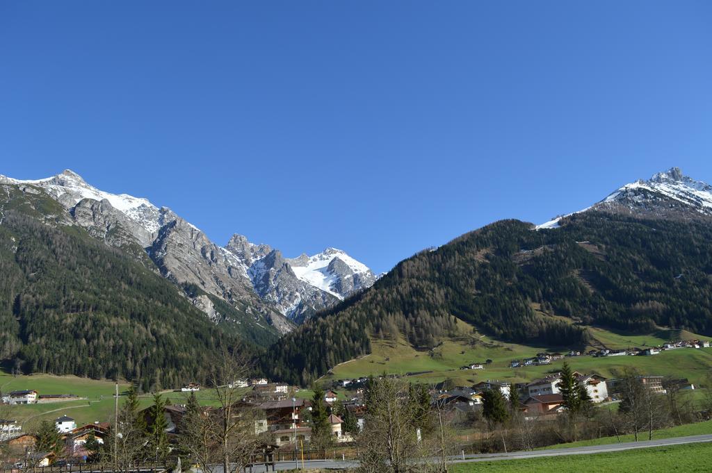 Landhaus Gumpold Neustift im Stubaital Exterior foto
